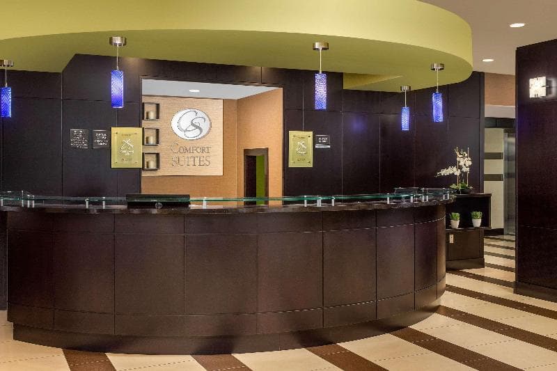 Comfort Suites Lake City 2