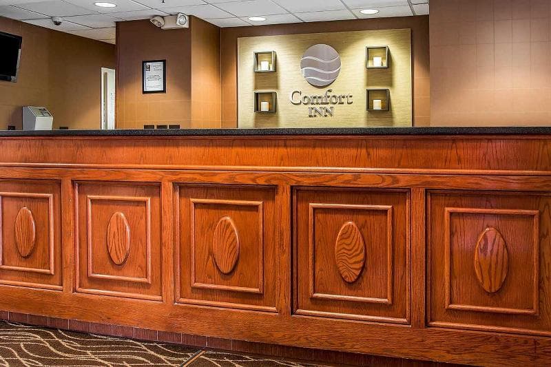 Comfort Inn & Suites University South 4