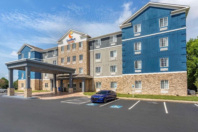Comfort Suites 2