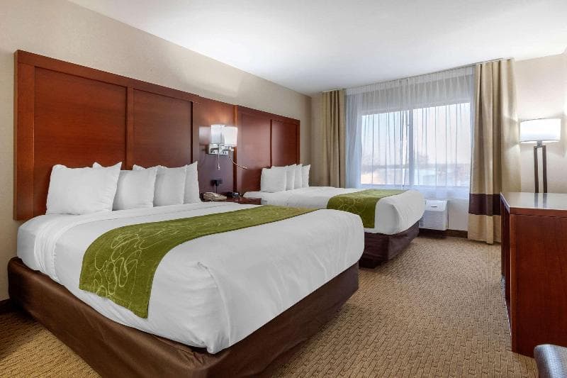 Comfort Suites 3