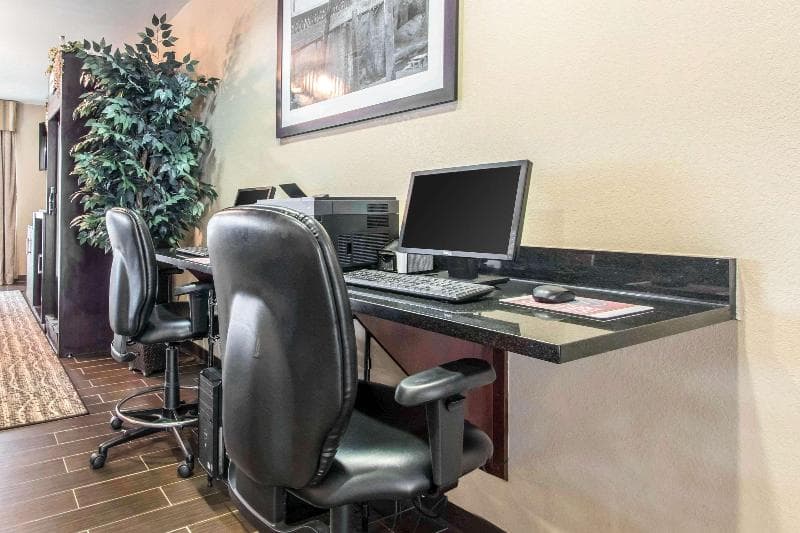 Comfort Suites Cullman I-65 Exit 310 photo 1
