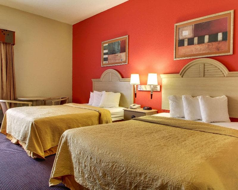 Quality Inn & Suites 5