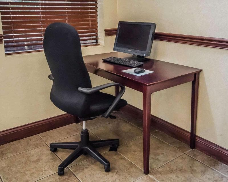 Quality Suites Jeffersonville photo 1