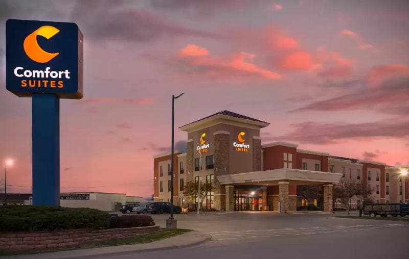 Comfort Suites Manhattan 2