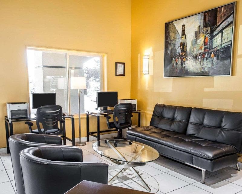 Quality Inn Grand Suites Bellingham 5