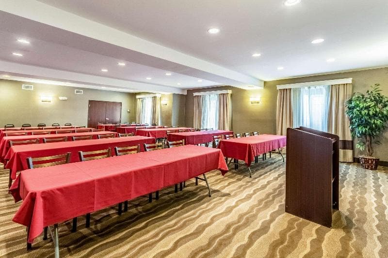 Comfort Inn & Suites Gillette Near Campbell Medical Center 3