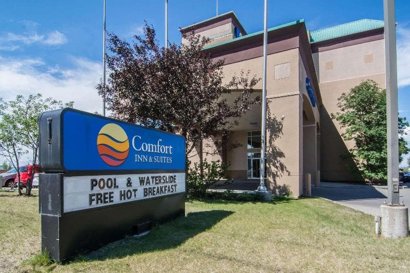 Comfort Inn & Suites Airport 3