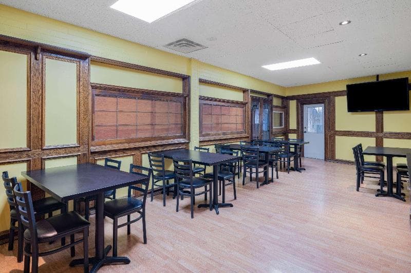 Travelodge by Wyndham Fort St John photo 1