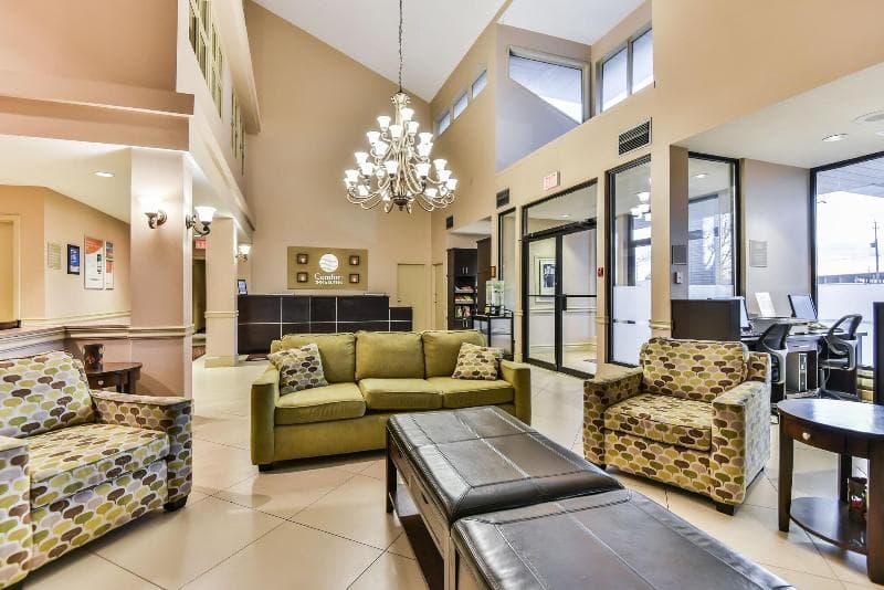 Comfort Inn & Suites Ambassador Bridge 5