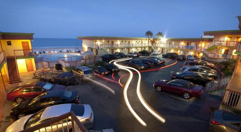 Sandals Inn 4