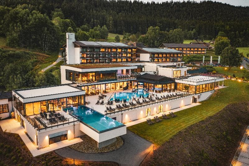 BEST WESTERN PREMIER Hotel Sonnenhof Lam 2