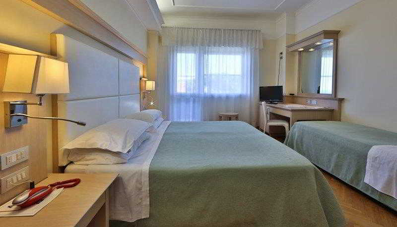 Hotel Abner's 3