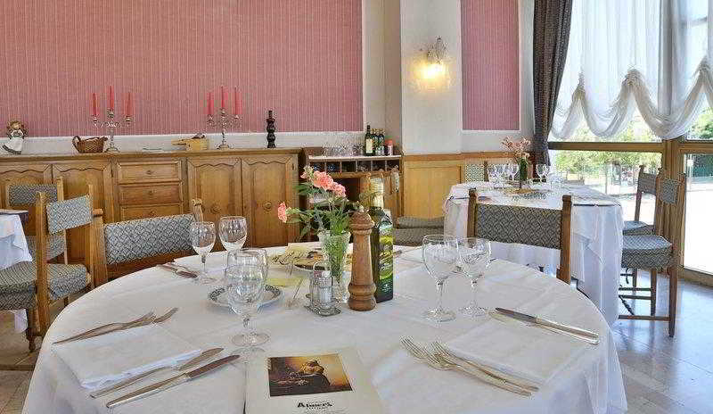 Hotel Abner's 4