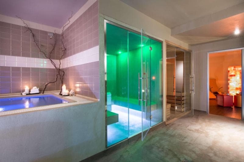 Best Western Plus City Hotel 4