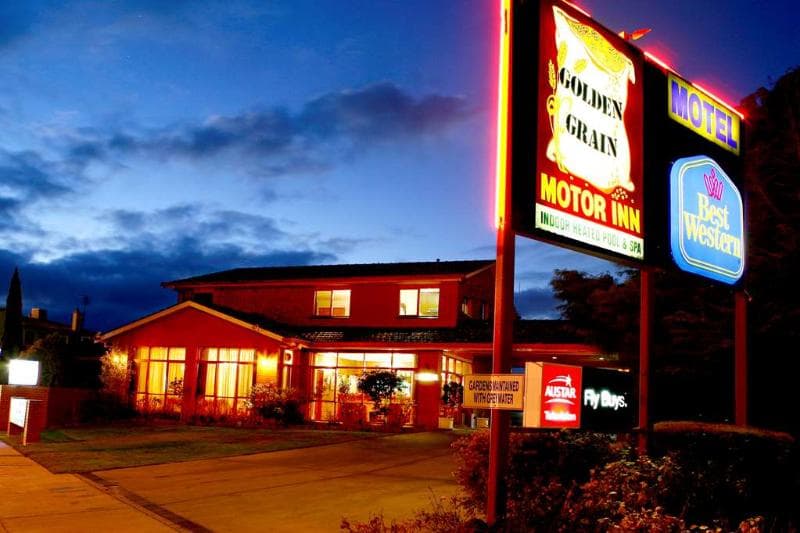 Golden Grain Motor Inn photo 1