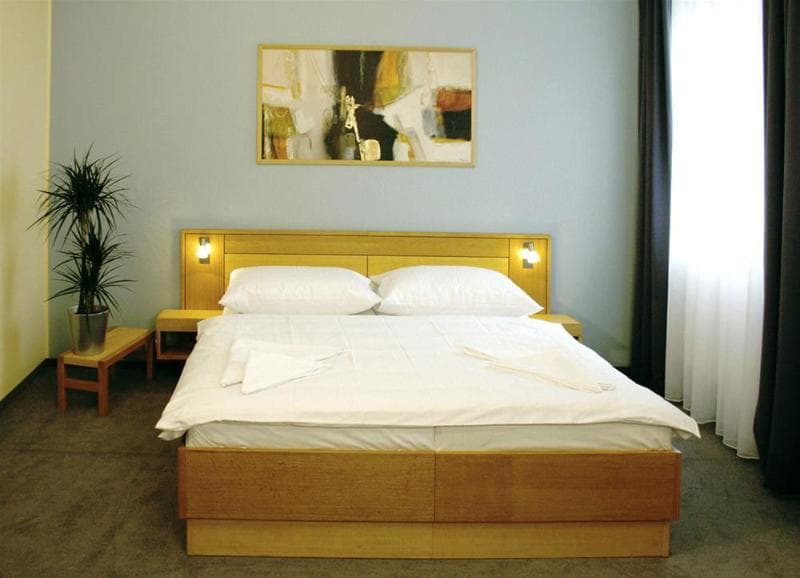Hotel Trend 2