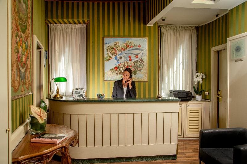 Residenza Canova Tadolini Luxury Rooms & Suites 3
