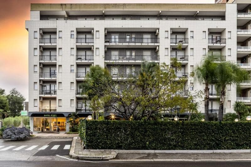 Hotel Rondo 1