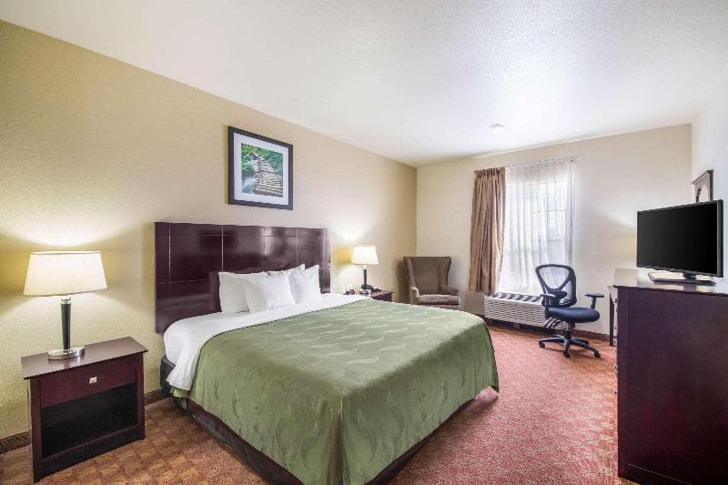 Quality Inn Bastrop photo 1