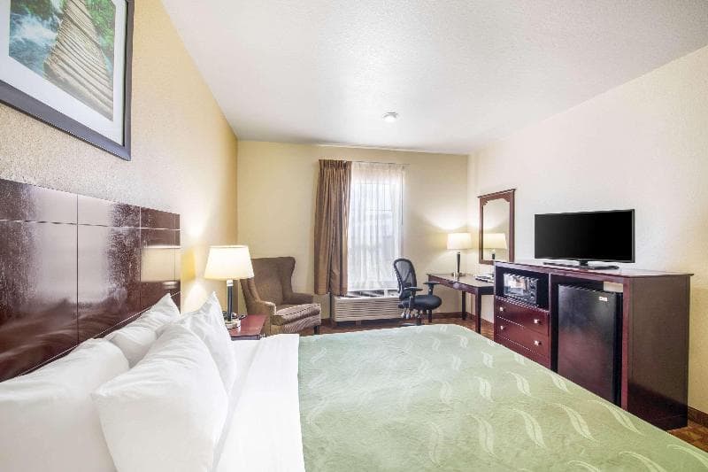 Quality Inn Bastrop 2