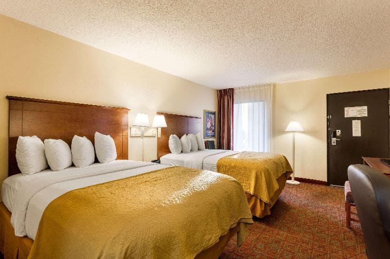 Quality Inn photo 1