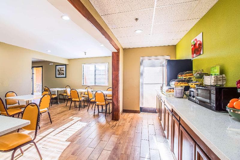 Quality Inn Carbondale 3