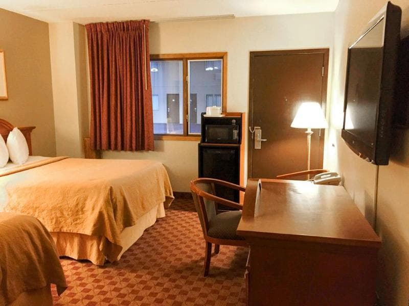 Quality Inn & Suites main