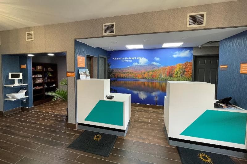 La Quinta Inn & Suites by Wyndham Fayetteville I-95 3