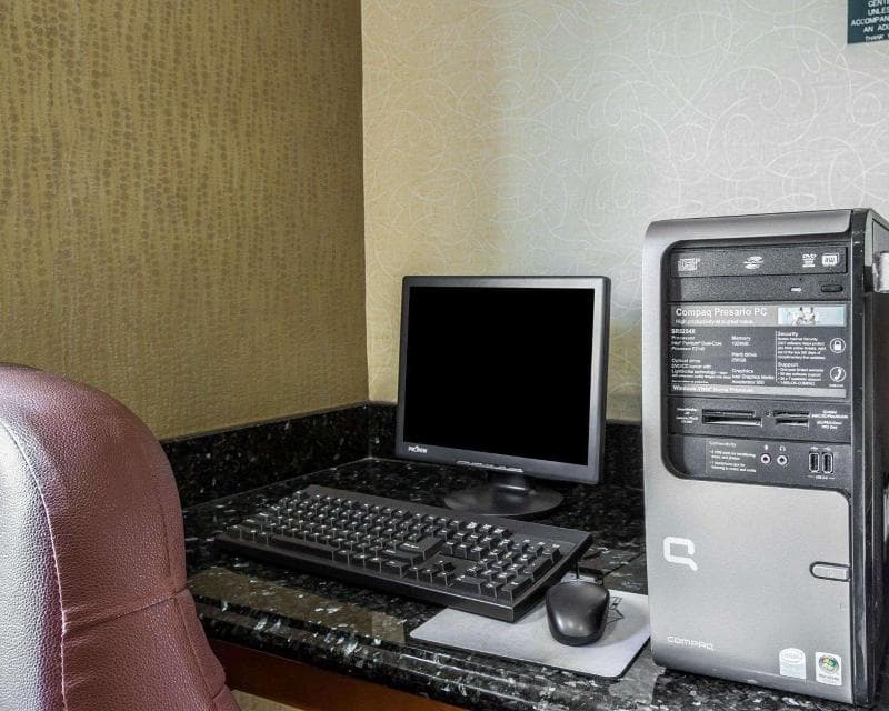 Quality Inn photo 1