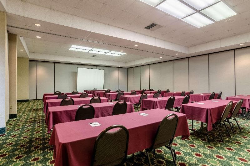 Quality Inn 4