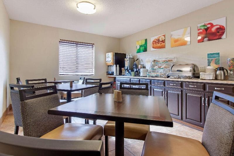 Quality Inn Hays I-70 photo 1
