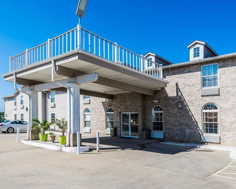 Quality Inn Kearney - Liberty 4