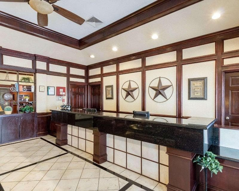 Quality Inn & Suites Lufkin 5