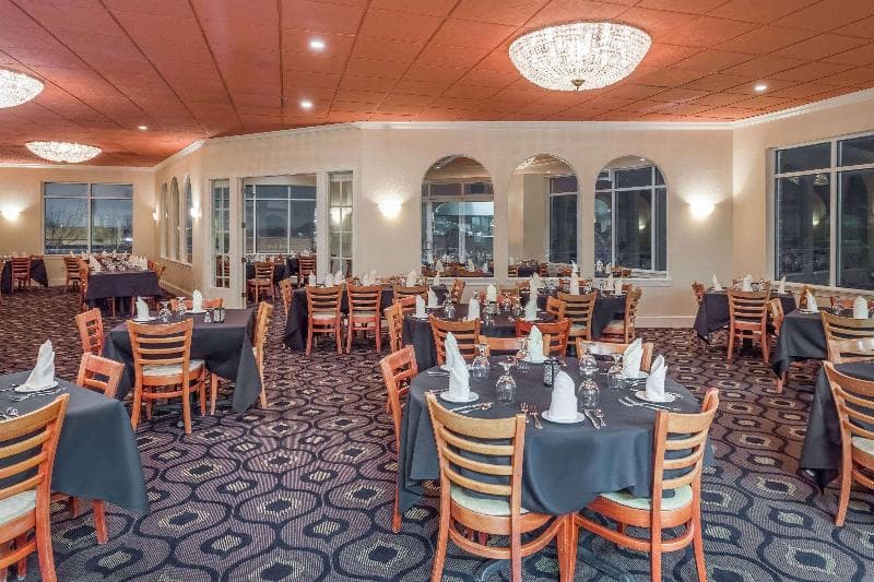 Wyndham Garden Madison Fitchburg 3