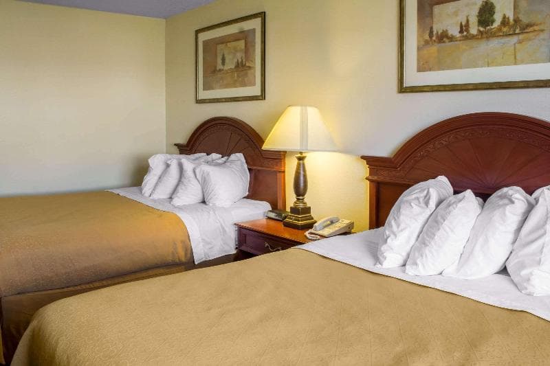 Quality Inn & Suites 3