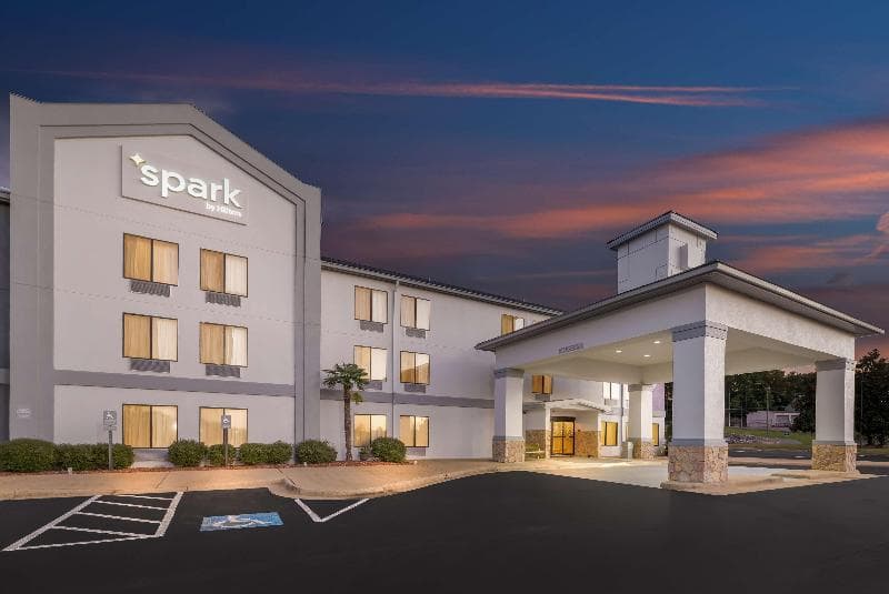 Spark by Hilton Tuscaloosa University 4