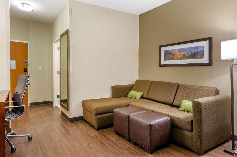 Comfort Suites Airport Helena 5