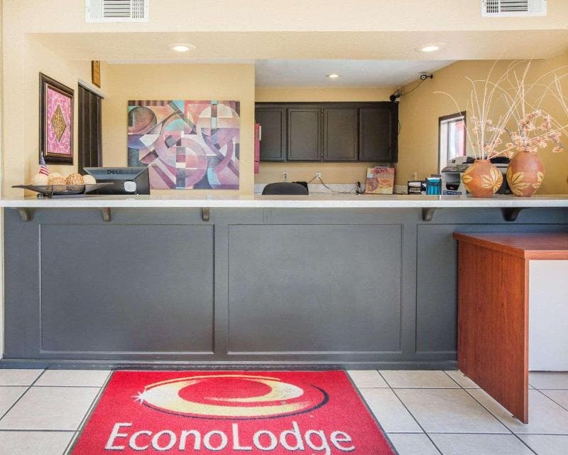 Econo Lodge Inn And Suites Lodi - Wine Country Area 2