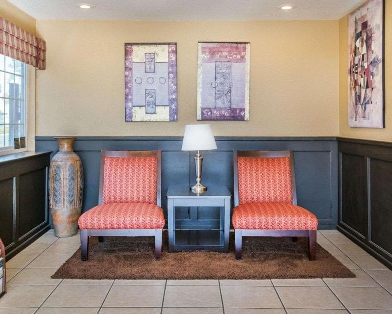 Econo Lodge Inn And Suites Lodi - Wine Country Area 4