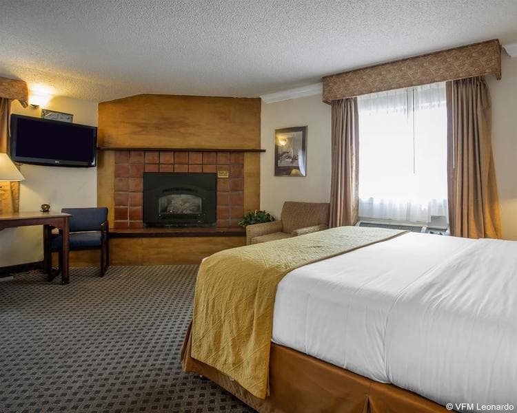 Arbor Inn Hotel 3