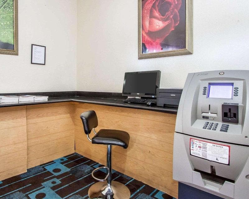 Quality Inn Near Downtown Tucson photo 1