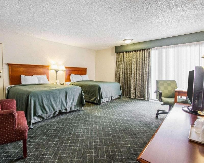 Quality Inn Near Downtown Tucson 3