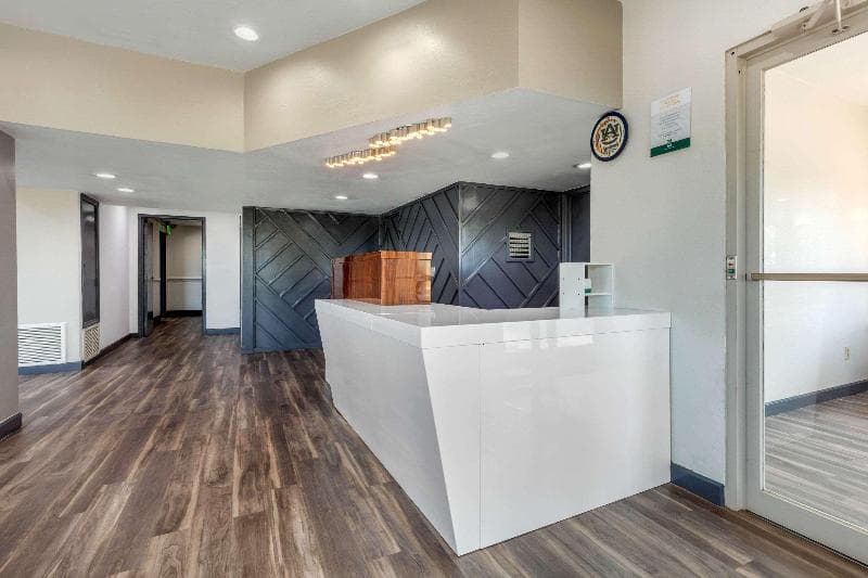 Quality Inn Auburn Campus Area I-85 4