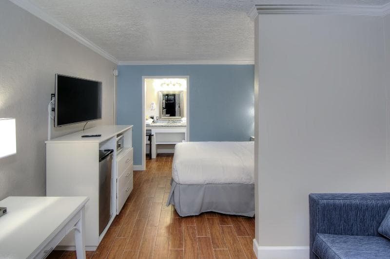 Melbourne All Suites Inn 4