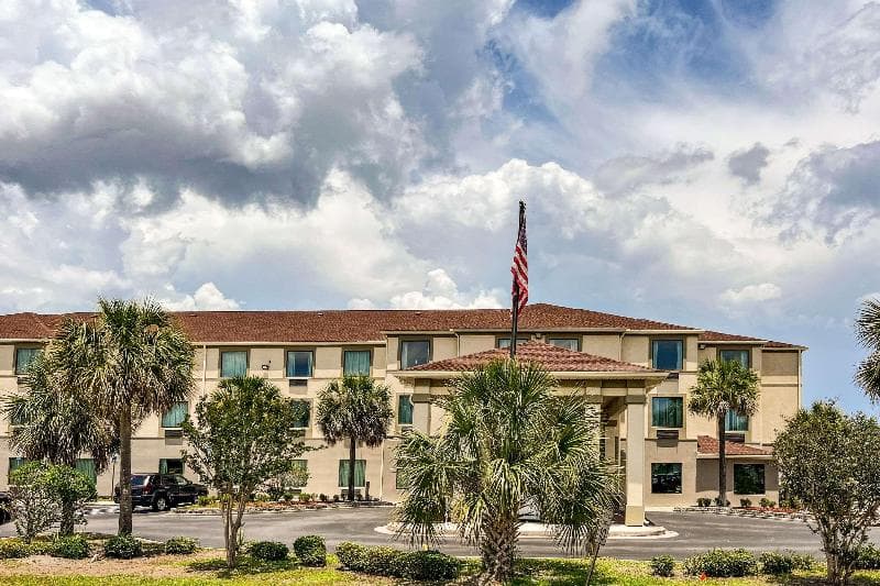 Comfort Inn & Suites Panama City Mall 3