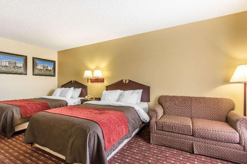 Quality Inn photo 1