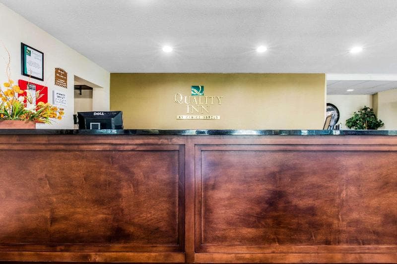 Quality Inn 5