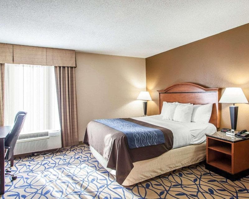 Comfort Inn 2