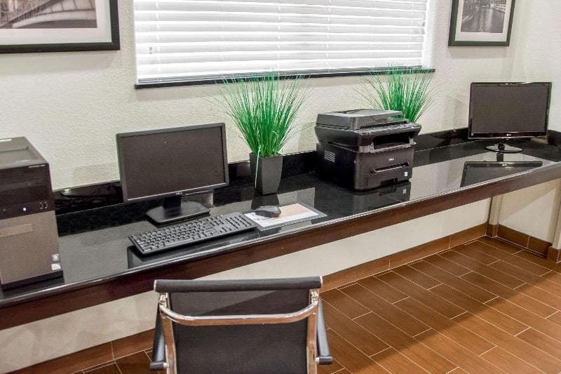 Sleep Inn & Suites photo 1
