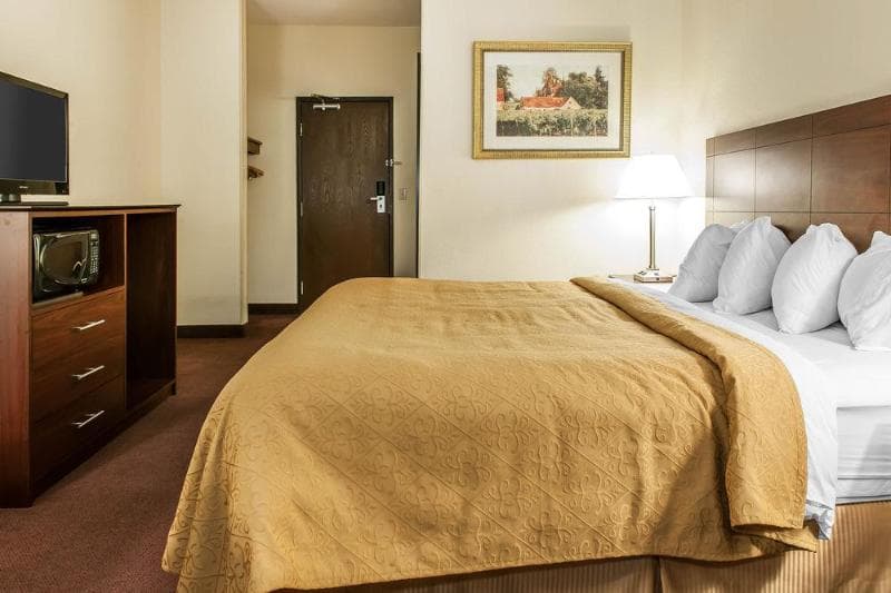 Quality Inn Danville 3